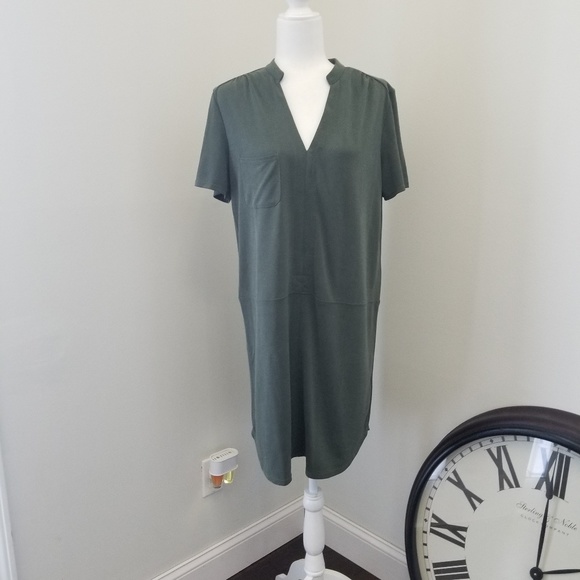 Green popover shirtdress by First Love - Picture 1 of 6